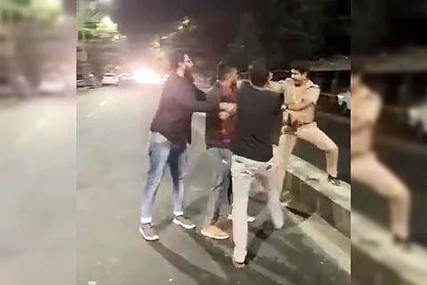 Chennai police arrest four for brutally attacking cop on duty