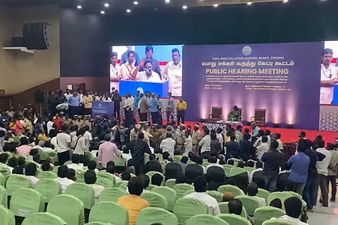 The public meeting on the Pen Monument on January 31