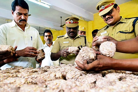 Demonetised notes sent to TN jail, turned into stationery by prisoners