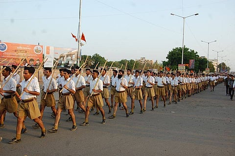 RSS loses Khaki shorts for brown trousers, critics trends #ChaddiNahinSochBadlo
