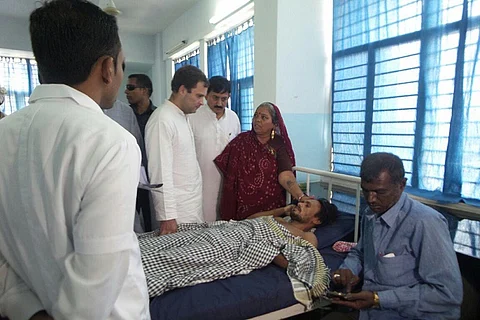 Rahul meets Dalit family in Una, announces Rs 5 lakh aid
