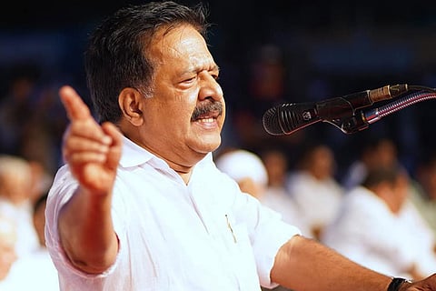 Kerala Leader of Oppn seeks to introduce resolution to recall Governor