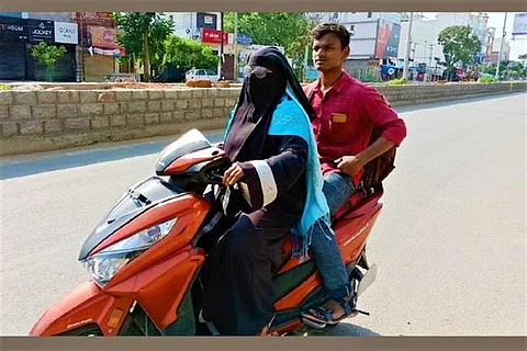 Razia Begum with her son: Woman who rode 1400 km for son in lockdown now worried as he is stuck in Ukraine