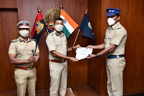 Chennai Head Constable R Sharavanakumar being recognised
