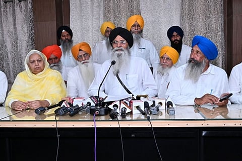 SGPC supports protesting Olympian wrestlers
