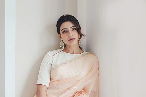 An image of Samantha in a pastel saree