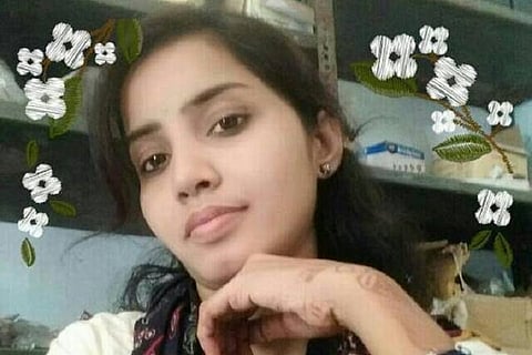 Woman set on fire by stalker in Hyderabad in public view, dies