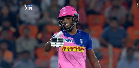 Watch: When a pizza delivery stalled an IPL match in Hyderabad