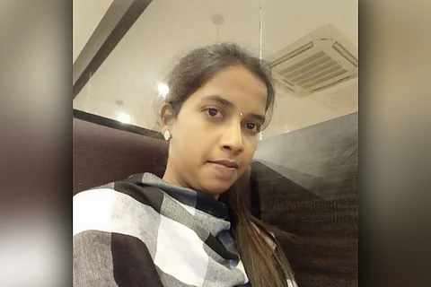 Government employee Saranya