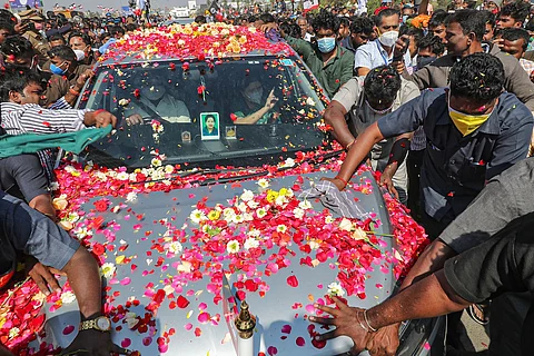 VK Sasikala returns to Tamil Nadu