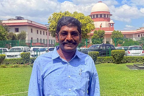 Savukku Shankar in front of the Supreme Court of India