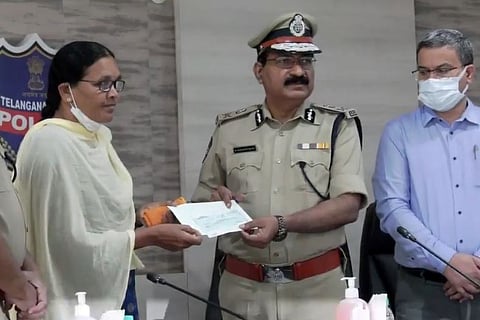 Senior CPI (Maoist) leader Sharadakka surrenders to Telangana police