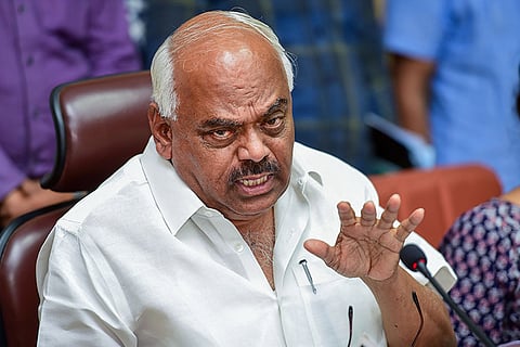 Karnataka BJP likely to move no-confidence motion against Speaker KR Ramesh Kumar