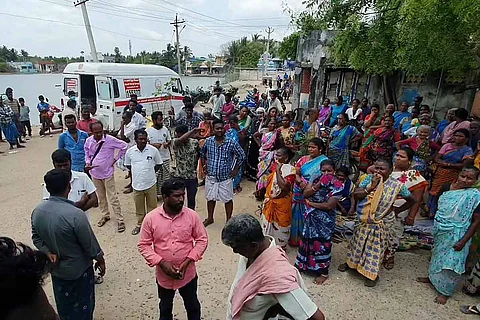 People outside TN Dalit student Subashini's home