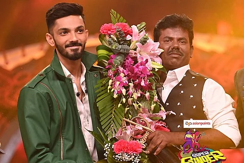 'Mookuthi' Murugan wins Vijay TV's 'Super Singer' 7, to sing for Anirudh Ravichander