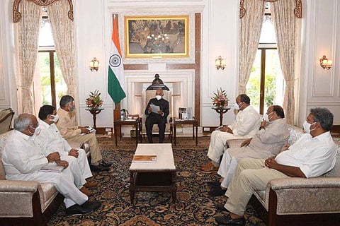 TDP delegation led by Chandrababu Naidu meeting with President Ram Nath Kovind