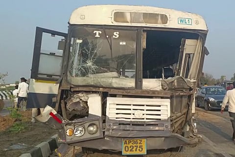 TSRTC bus involved in accident on Hyderabad-Warangal highway, four labourers at work killed