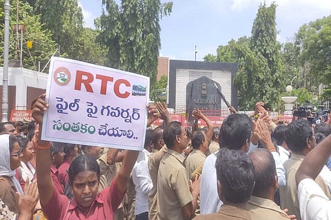 TSRTC employees protest outside Raj Bhavan in Hyderabad