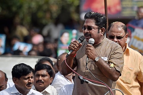 TTV Dhinakaran wins in RK Nagar, loss of face for OPS-EPS combine and DMK