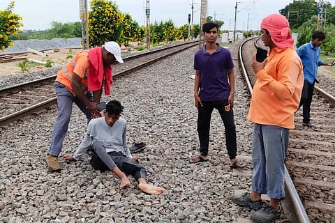 Telangana youth hit by train while trying to take Insta reel