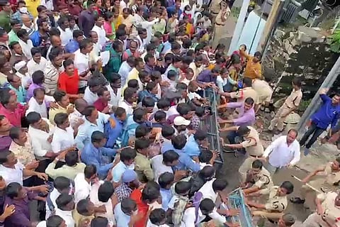 Telangana village revenue assistants and other groups try to storm Assembly