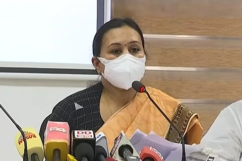 Kerala Health Minister Veena George, wearing mask, addressing a press meet on Nipah