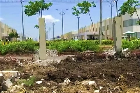 Naidu's woes: Andhra secretariat to get new gate, compliant with 'vaastu'