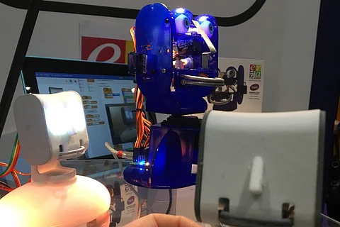 70 pc organisations to assist workers with AI by 2021: Gartner
