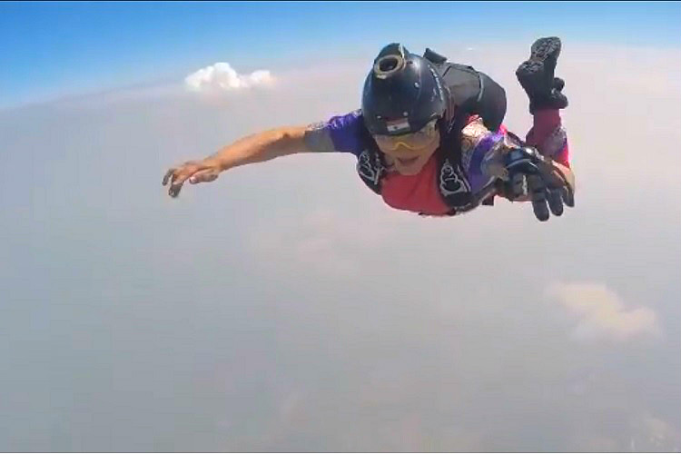Watch: Pune woman skydives in nine-yard saree