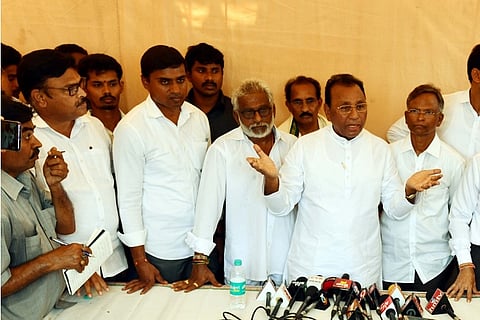 Five YSR Congress MPs to resign on Friday, sit on hunger strike demanding 'justice'