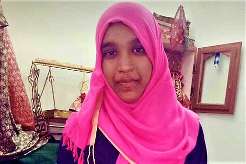 Hyderabad girl dies in Iran after bus ferrying pilgrims meets with accident