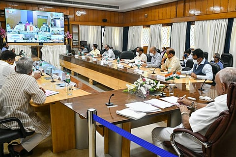 CM Yediyurappa conducting the meeting