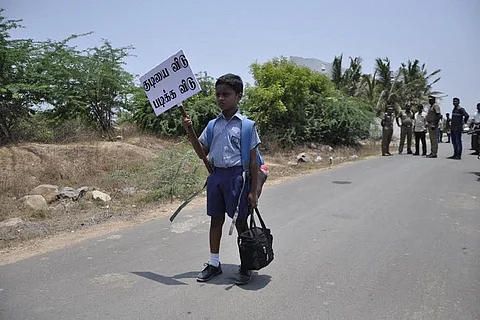 The tiny protester of Tamil Nadu: Meet 7-yr-old Akash, who shut down a wine shop for 2 hours