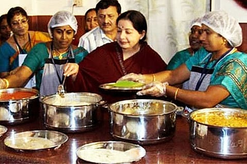 Following Jayalalithaa’s example, Karnataka earmarks Rs 100 cr for Namma Canteens in Bengaluru