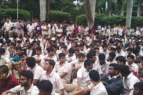 Amrita Engineering college student in Bengaluru kills self, students protest alleging harassment