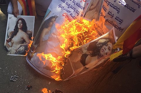 ‘Will she wear a saree?’ Pro-Kannada group protests against Sunny Leone’s Bengaluru show