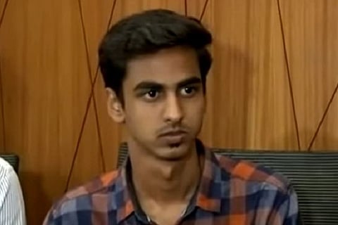 Politicising Judge Loya's death or pressure tactics on his son? Debate on