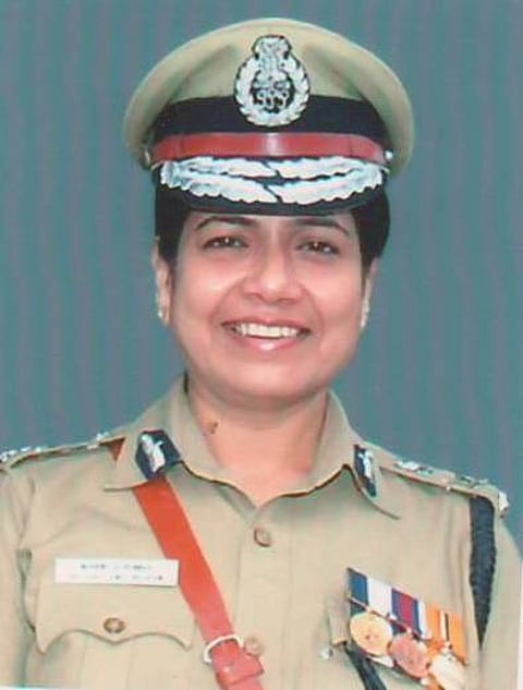 Relief for Archana Ramasundaram: SC says PIL not to affect her chances to be promoted as TN DGP