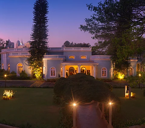 Bangalore club suspends member for belittling Kannada