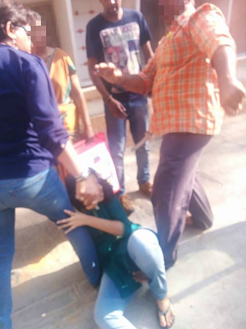 Cop beats up daughter in public in Bengaluru, two girls protest