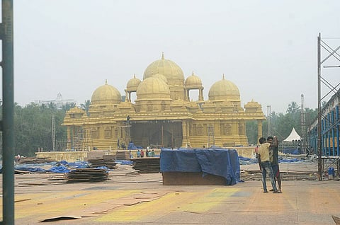 First Reddy, now Kerala bigwigs: Akshardham, Mysore palace recreated for massive wedding