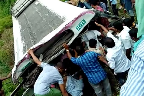 'Telangana Transport Min should quit': Anger grows over accident that claimed 52 lives