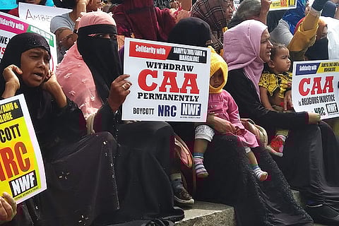 Hundreds of women turn up at Bengaluru’s Town Hall to protest ‘draconian’ NRC, CAA