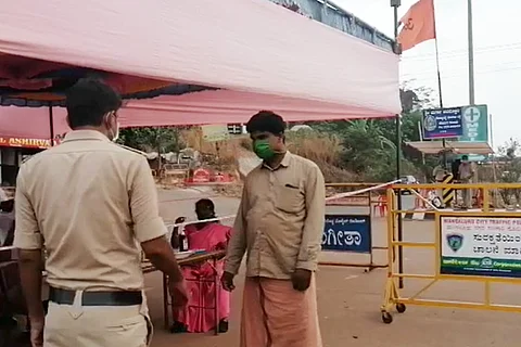 Talapady border, Dakshina Kannada, Karnataka