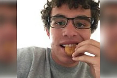 US teen wants 18 million retweets for the best reason: Free chicken