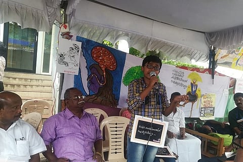 Adoor Gopalakrishnan to MT Vasudevan Nair, Kerala icons demand Malayalam for PSC exams