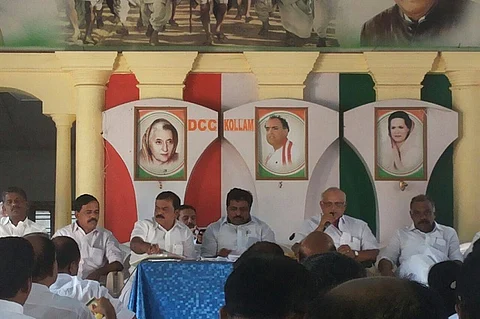 Congress in Kerala begins revamp, to replace all DCC presidents