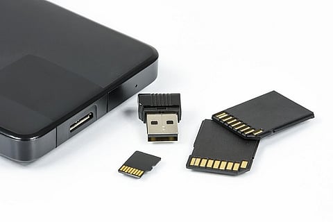 Scientists develop a cheaper and ultrafast alternative to flash memory