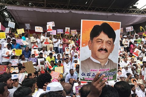 DKS arrest: Vokkaliga community members, Congress stage huge protest in Bengaluru