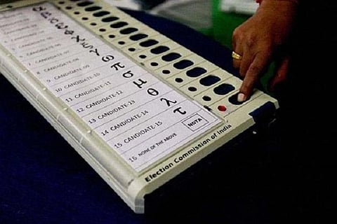 DMK challenges ECI's Special Intensive Revision in SC on 65 grounds